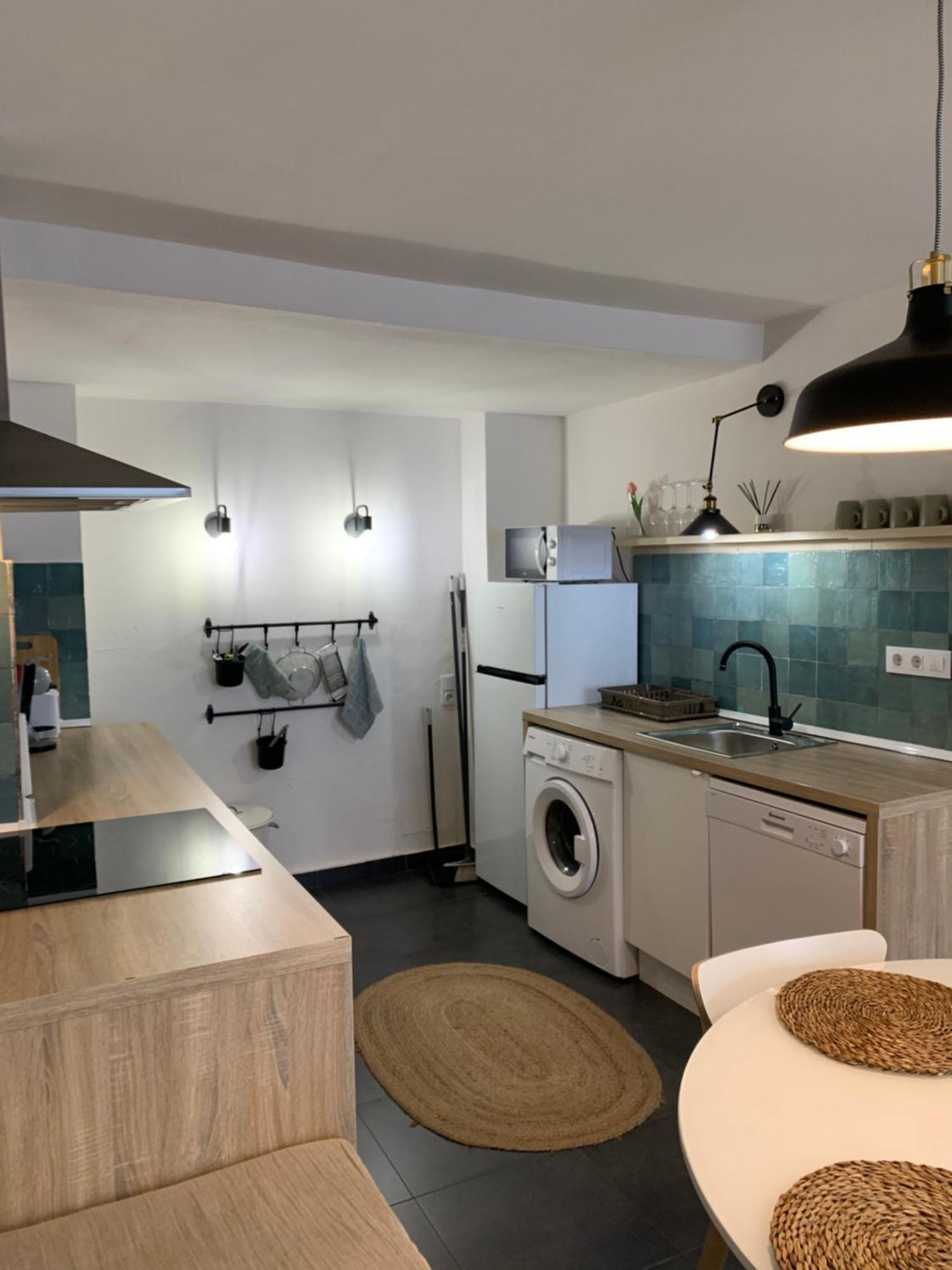 Alex- Duplex Apartment- City Валенсия Екстериор снимка